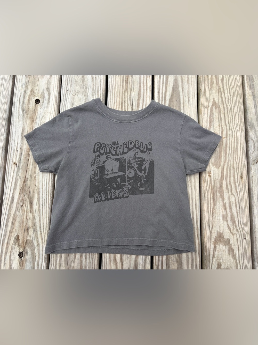 John Galt The Psychedelic Aliens Graphics Cropped‎ Tee Gray Tshirt - Women's S